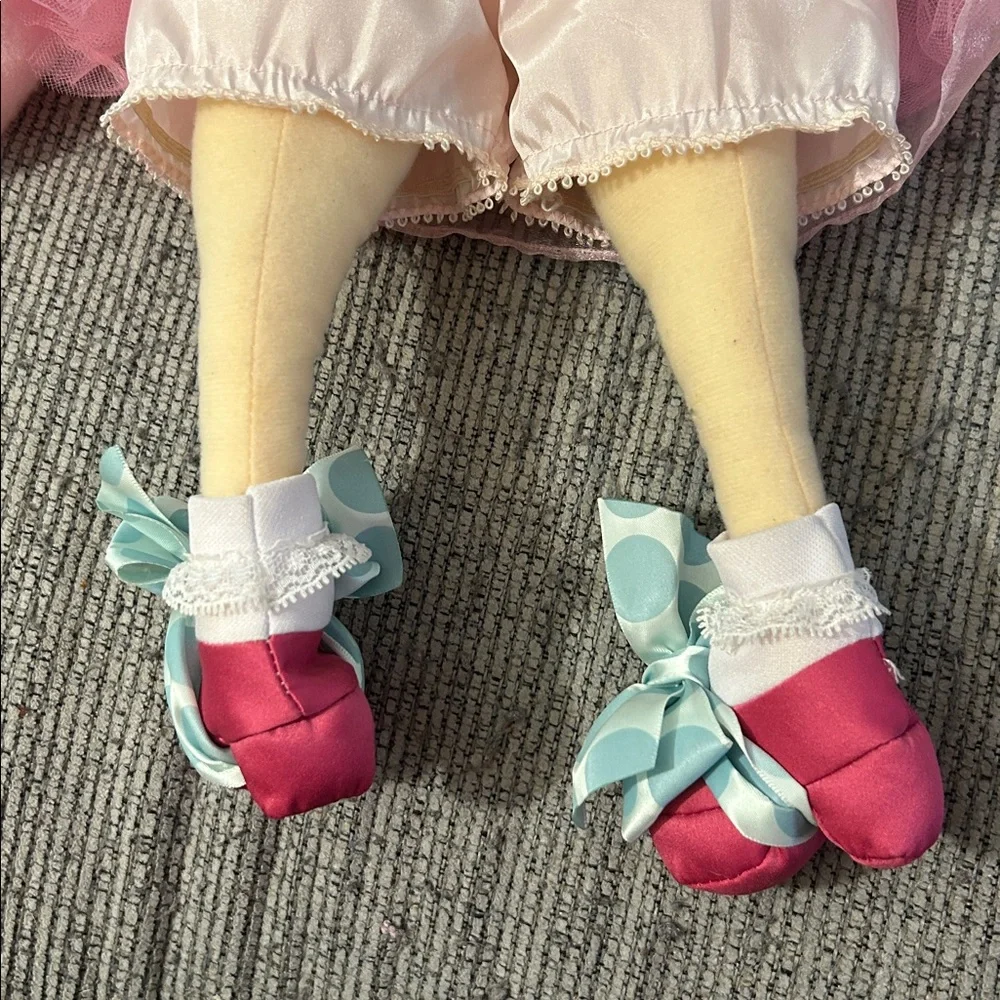 Madame Alexander Fancy Nancy Tea Party 18